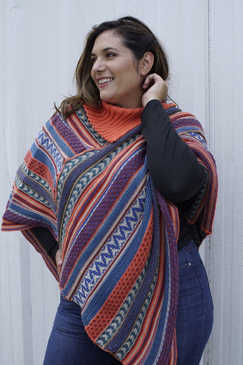 PONCHO CON CUELLO MULTICOLOR ART. 7616