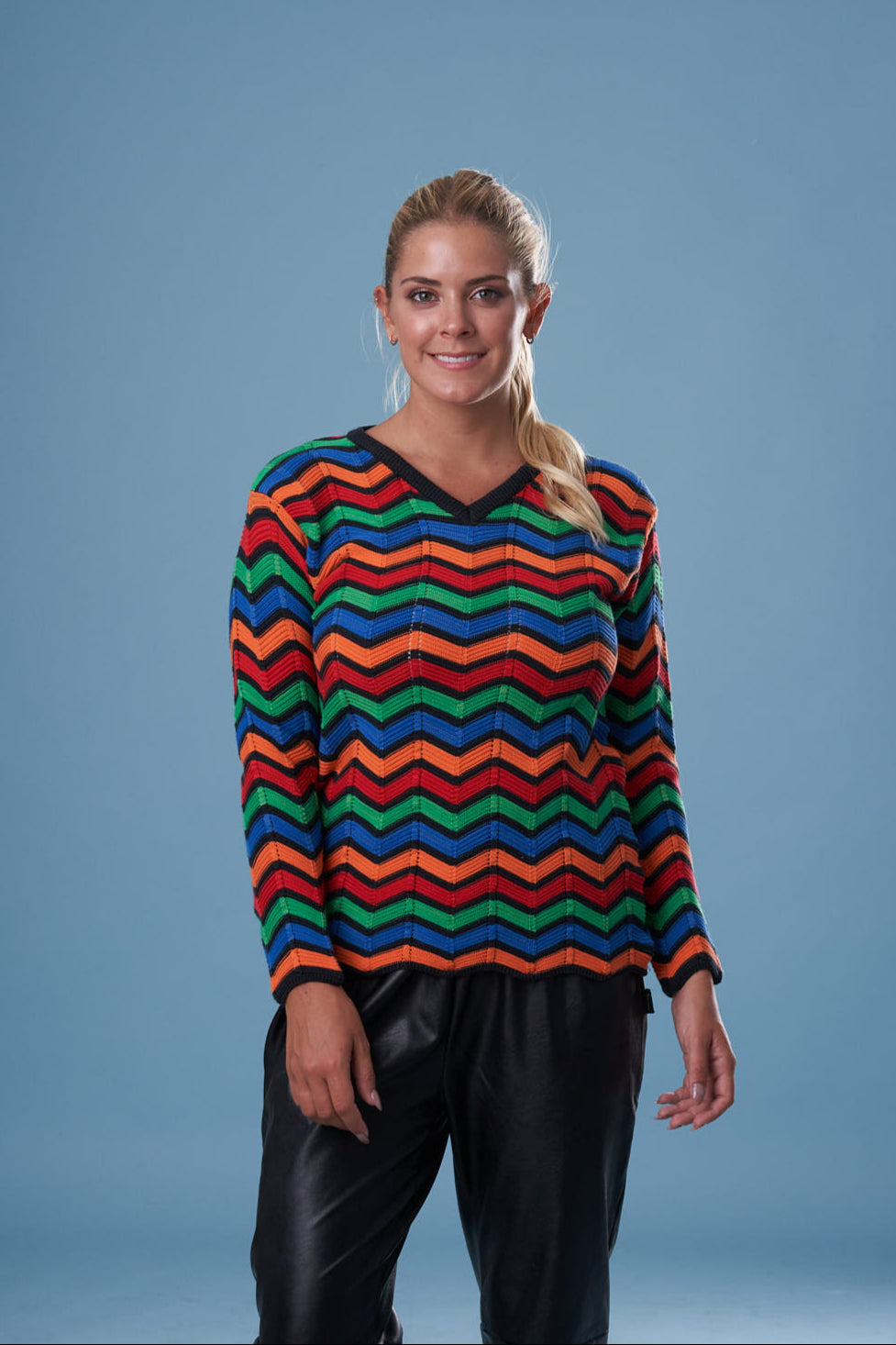 ESCOTE V ALGODÓN MULTICOLOR - ART.7970