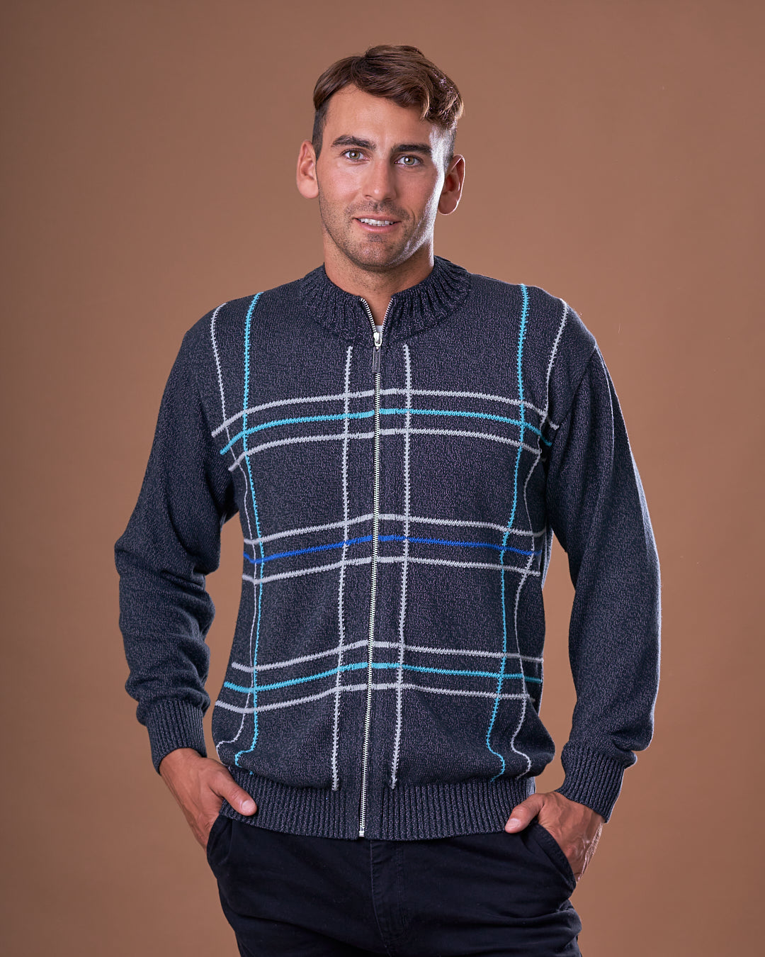 CAMPERA CON CIERRE ALGODÓN DETALLES NEGRA - ART.4750